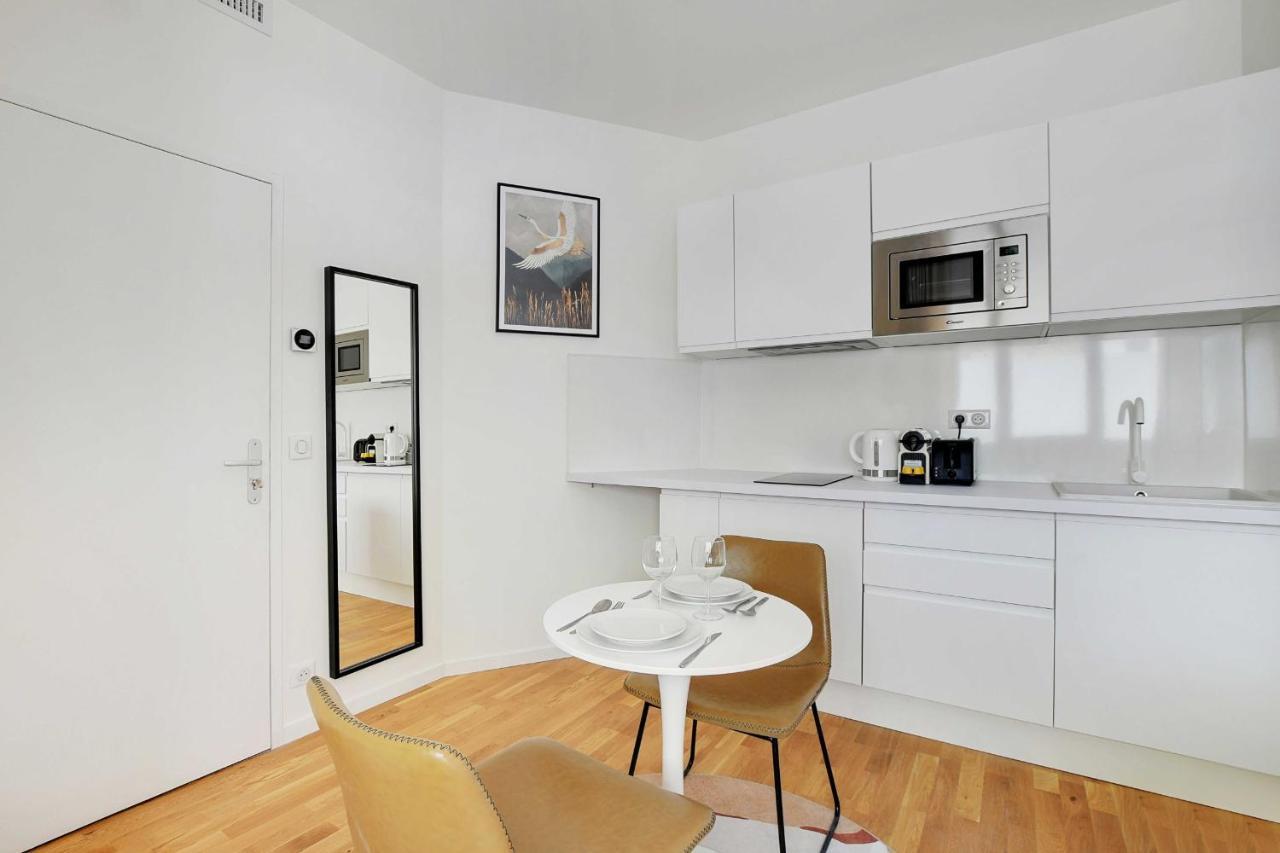 Amazing Apartment-2p-sacre Coeur-poissonniers-1 Appartamento